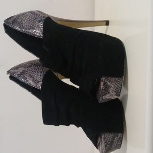 Bakers size 7.5 heels